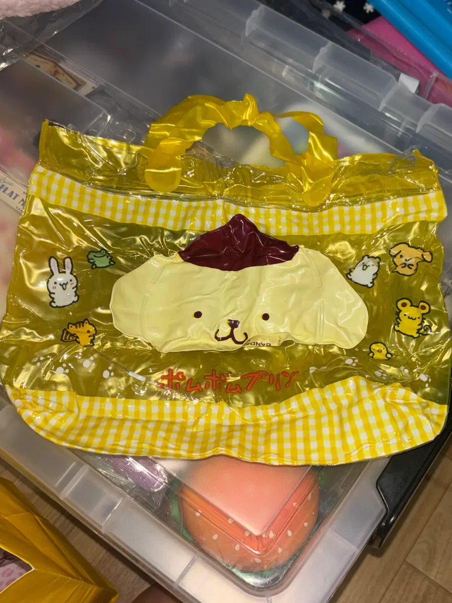 폼폼푸린 클리어백 가챠 산리오