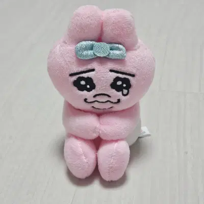 빤쮸토끼 핑크 인형 휴대폰 그립톡