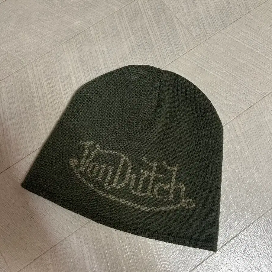 본더치 카키 롱비니