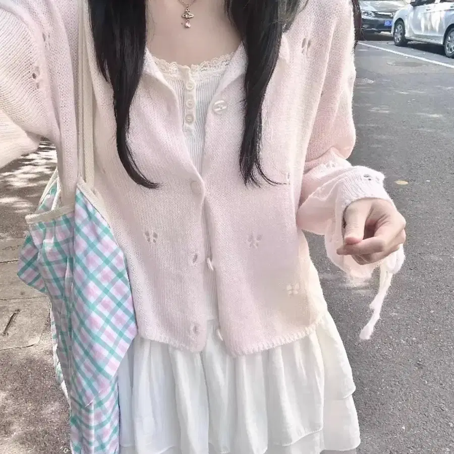에이블리 핑크 가을 펀칭 가디건