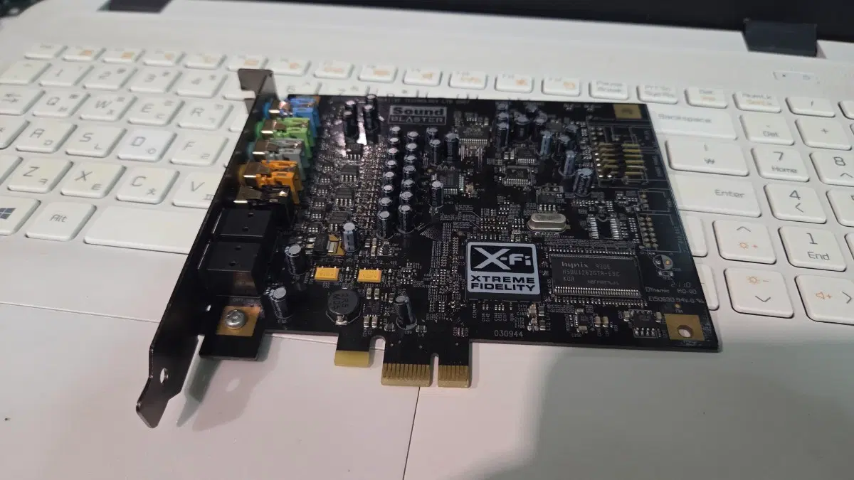 사운드 블러스터. sb-1880 pci-e방식