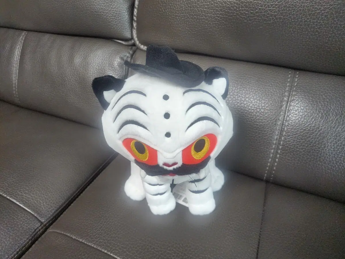 인형 흰 호랑이 모자