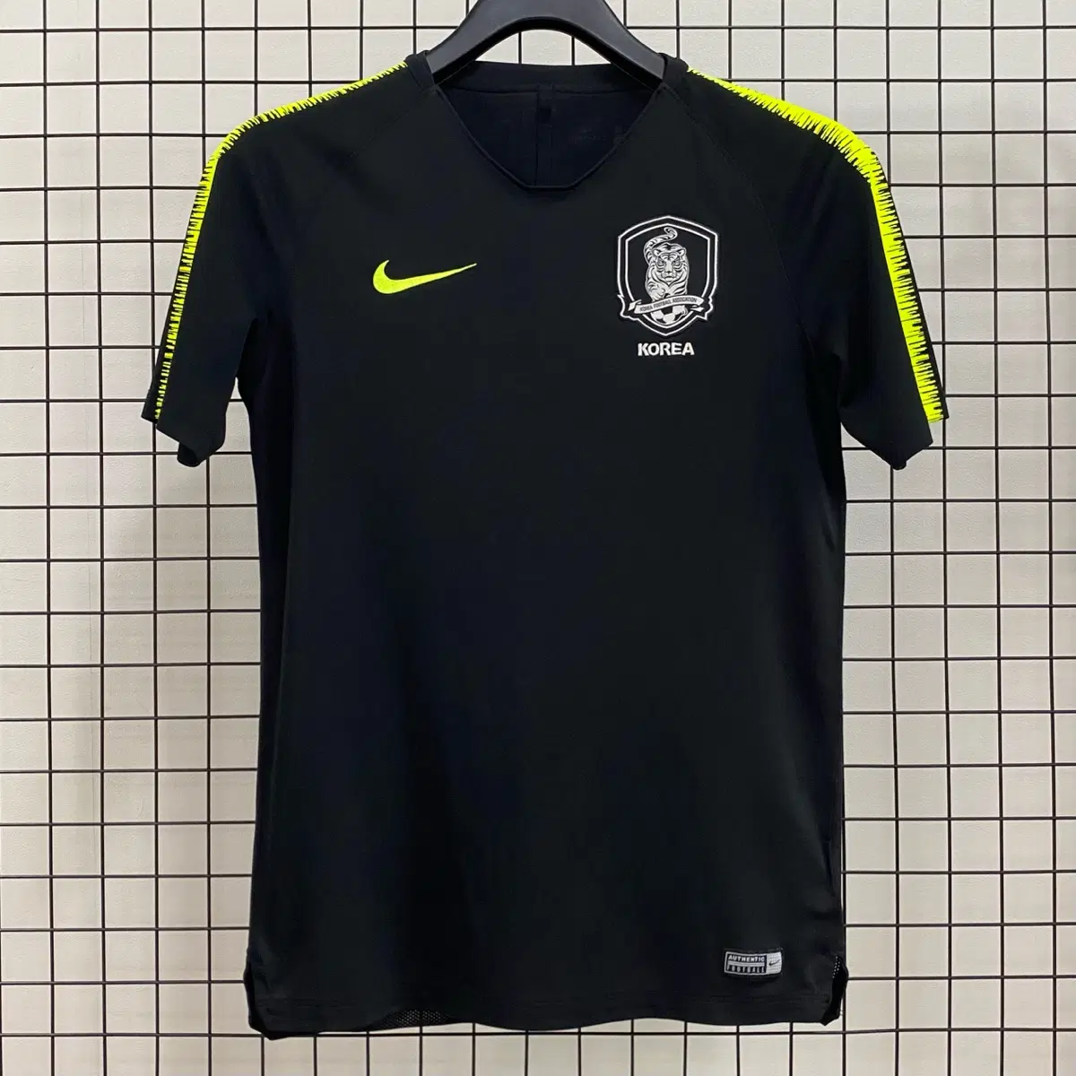 <M> 나이키 18-20 축구대표팀 트레이닝 탑