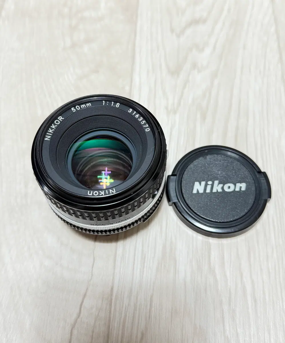 니콘 NIKKOR 50mm f/1.8 수동 초점(MF)