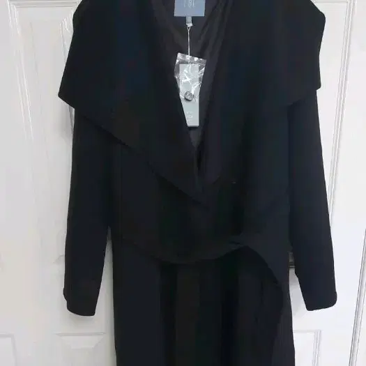 새옷)LBL 25FW 시그니처 울 핸드메이드 코트 블랙