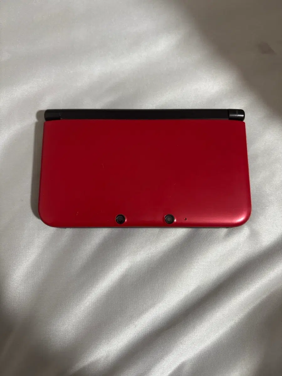 닌텐도 3ds xl(구큰다수) 레드 한국판 판매합니다
