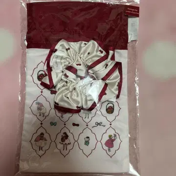 최종 가격 인하했습니다. 쿠라하시 레이 x 산리오 캐릭터즈 복조리, 스크런치
