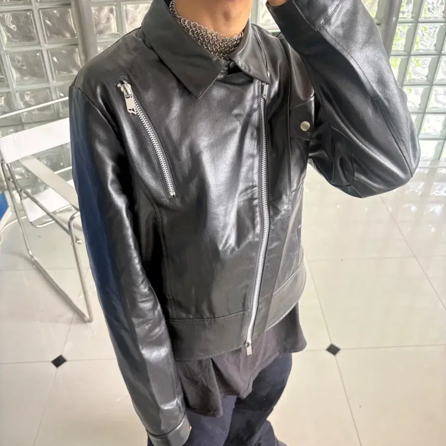VIE DIT 비에딧 rebuild hoodie
