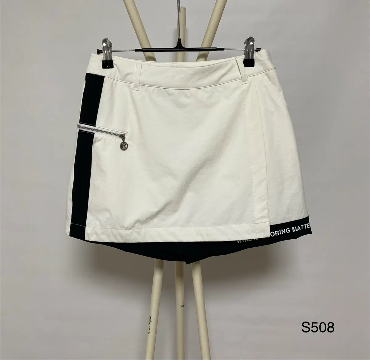 Cleveland golf 클리블랜드 골프 화이트 스커트 67
