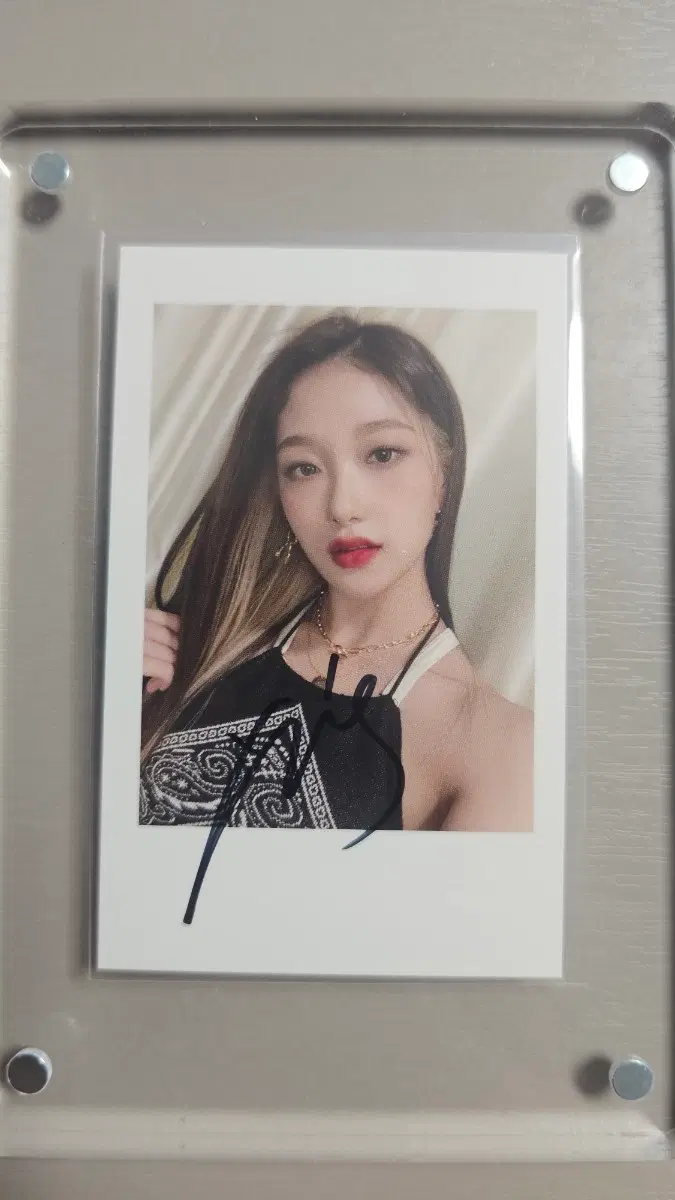 이서연 친필 싸인 폴라