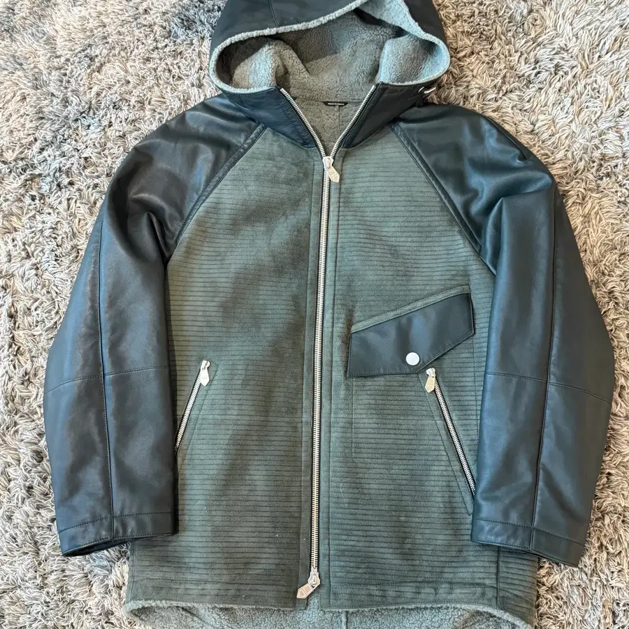 에르메스 램 시어링 무스탕 23FW Size 46IT