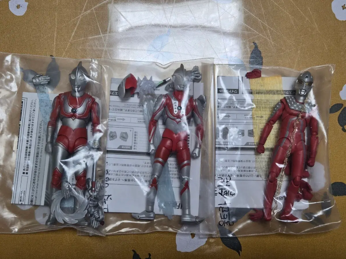 반다이 S.H.Figuarts 울트라맨 시리즈 개봉품 노박 판매합니다