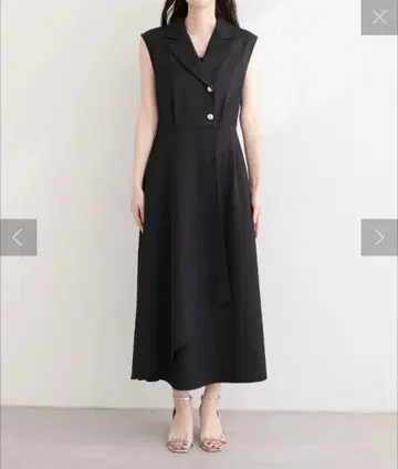 natural couture 내추럴 꾸뛰르 금장 버튼 테일러 원피스