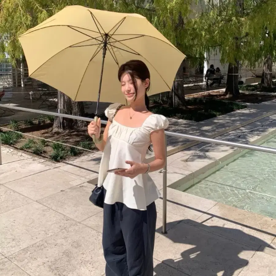 페이보릿띵스 로지블라우스