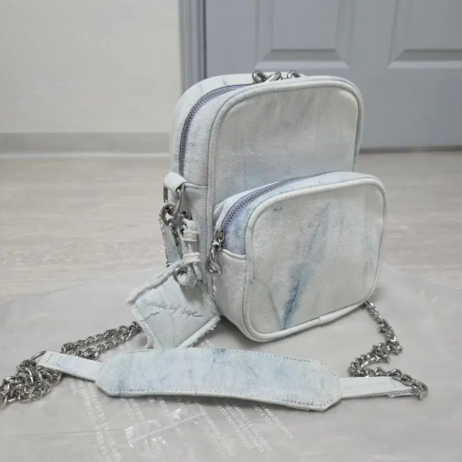 방탄소년단 제이홉 사바사 가방 (bts side by side mini bag)