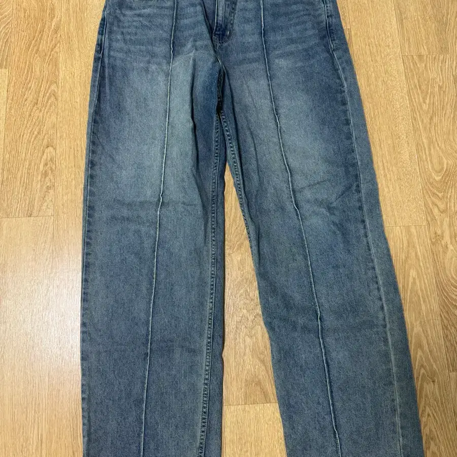 일꼬로소 청바지 L size(약34)