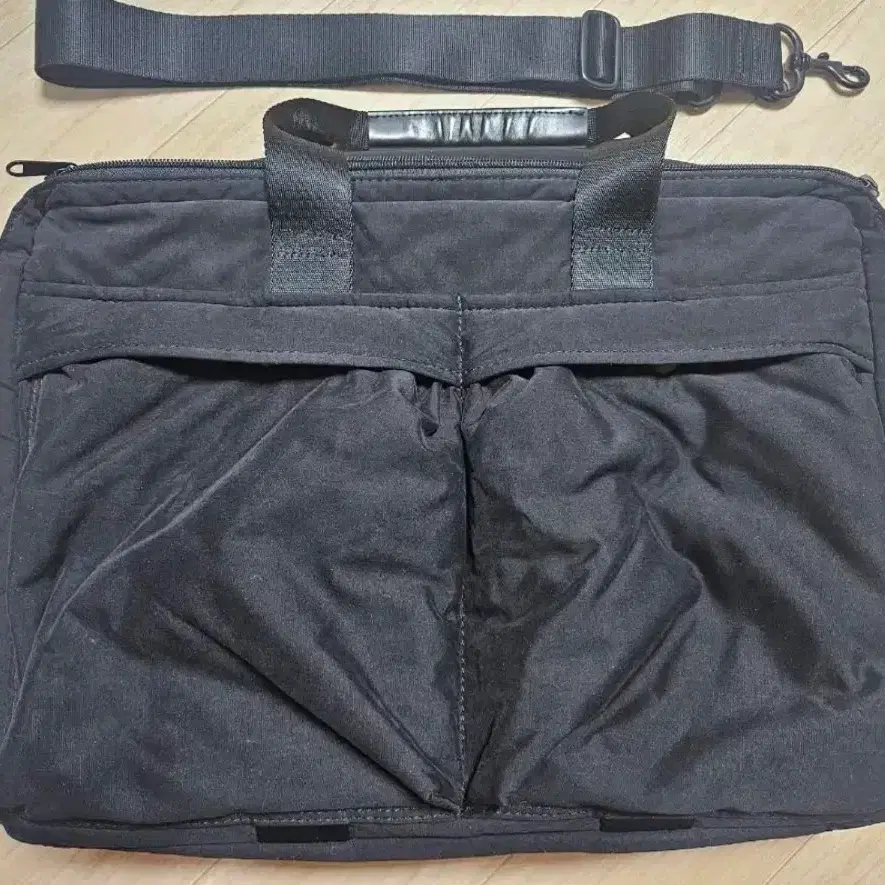 마지언타이틀 AM BAG 01
