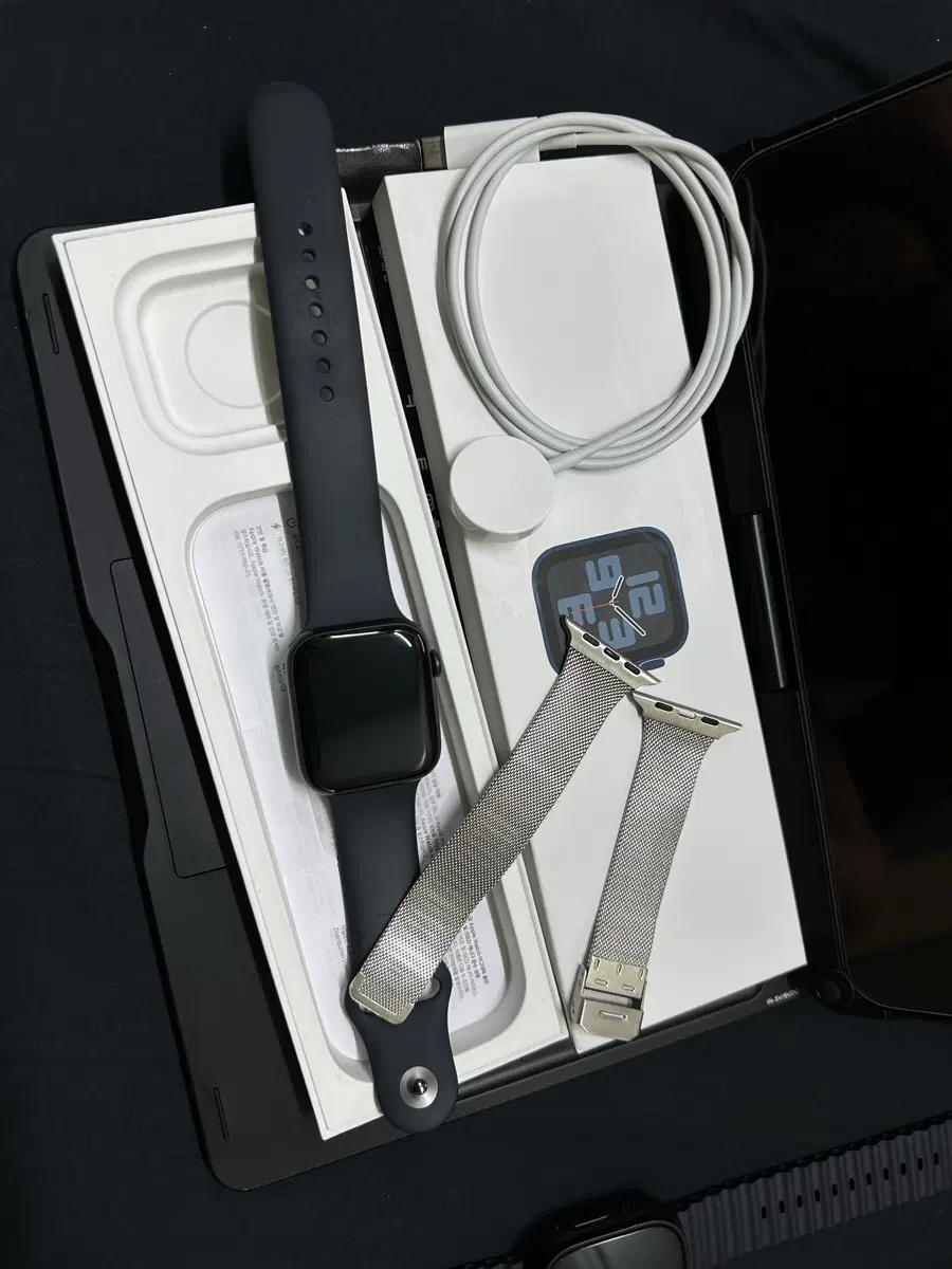 애플워치 SE 2세대 44mm 미드나이트
