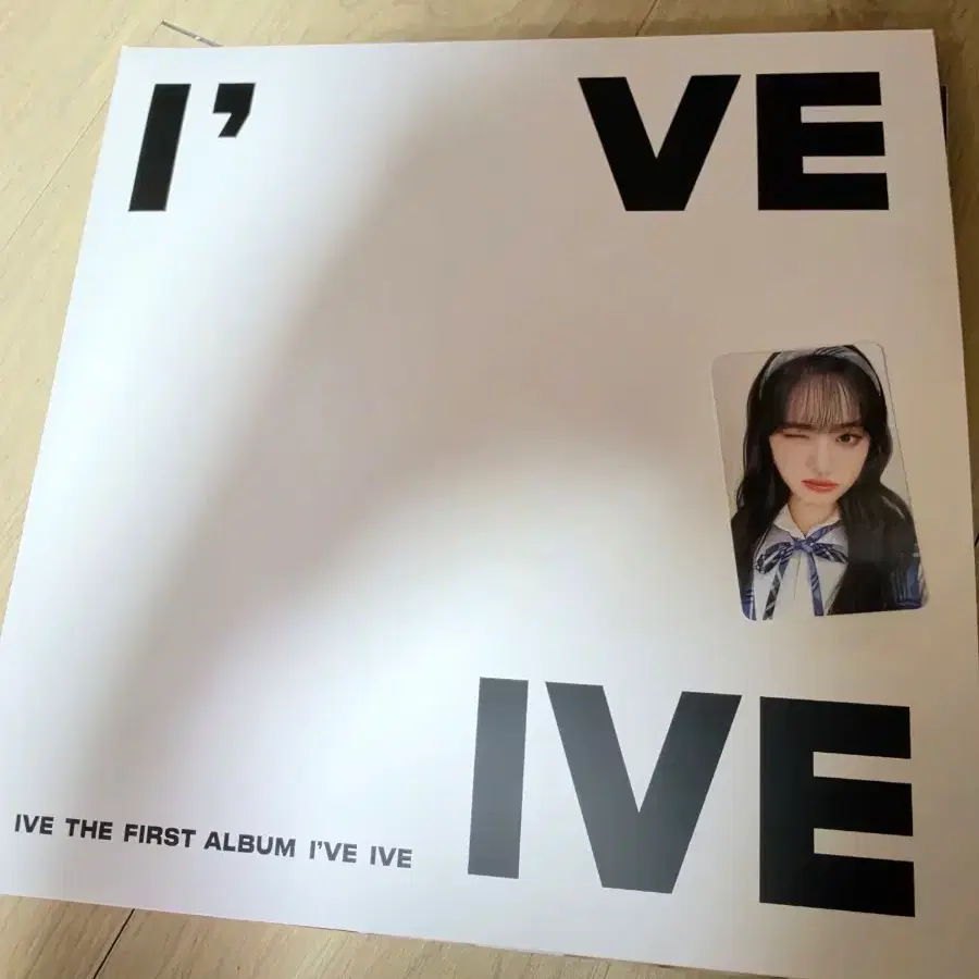 아이브 (IVE) 1집 앨범 I'VE IVE + 포토카드