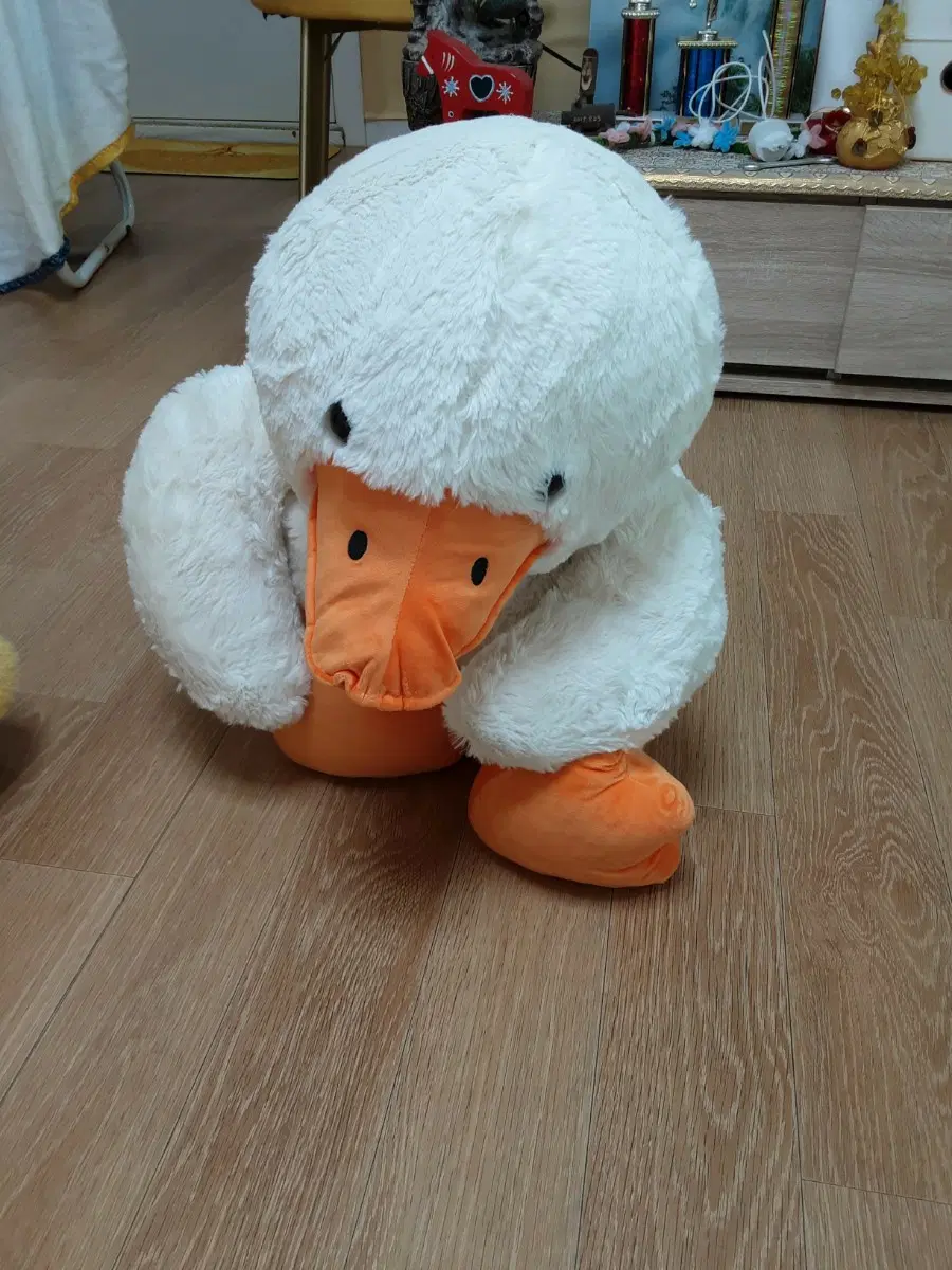 대형 흰색 오리 인형