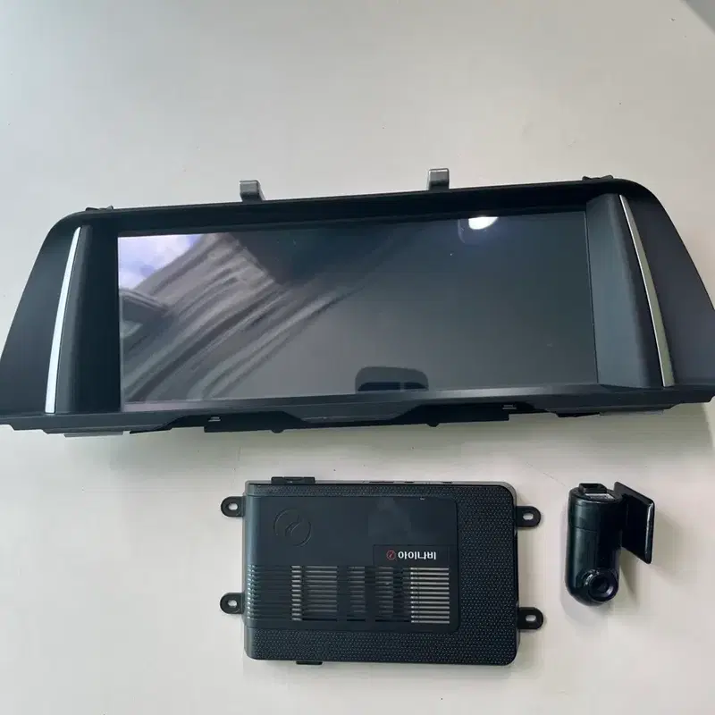 BMW F10 10.25인치 LCD 디스플레이 터치 모니터+아이나비X1큐브본체