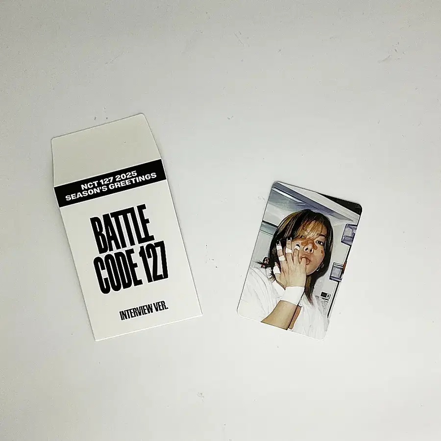 엔시티127 유타 2025 시즌그리팅 포토카드 트레이딩카드 B 1 NCT127 YUTA 2025 SEASON'S GREETINGS PHOTOCARD B 1