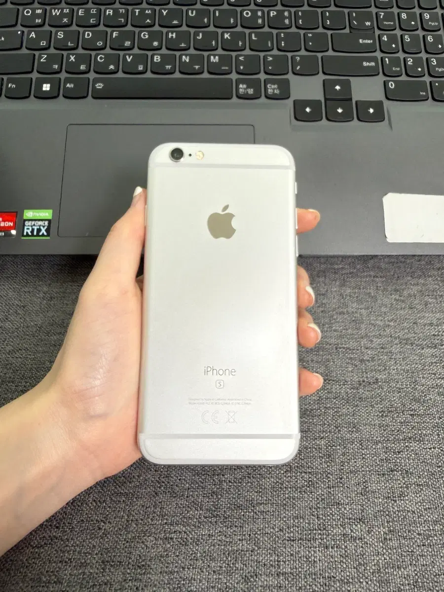 ㄷ86 s급 아이폰6s 32기가 유음