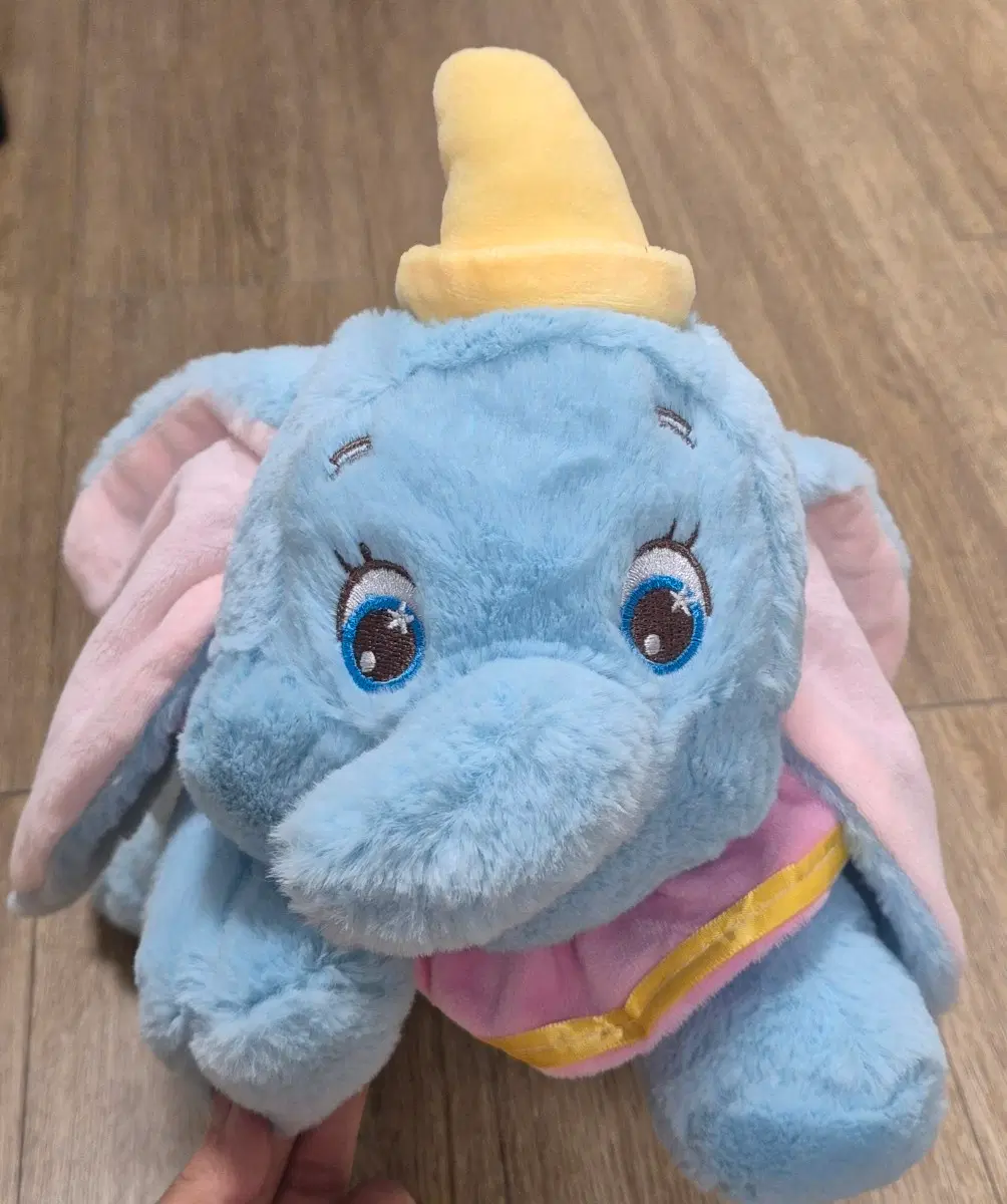 덤보 인형