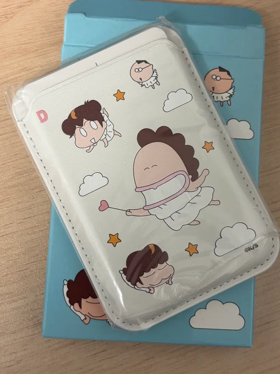 아따맘마 와디즈 맥세이프 카드지갑 스탠드형