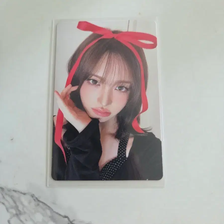 아이브 리바이브 사웨 럭드 리본 리즈