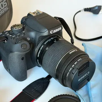 キヤノン EOS DSLR 750D