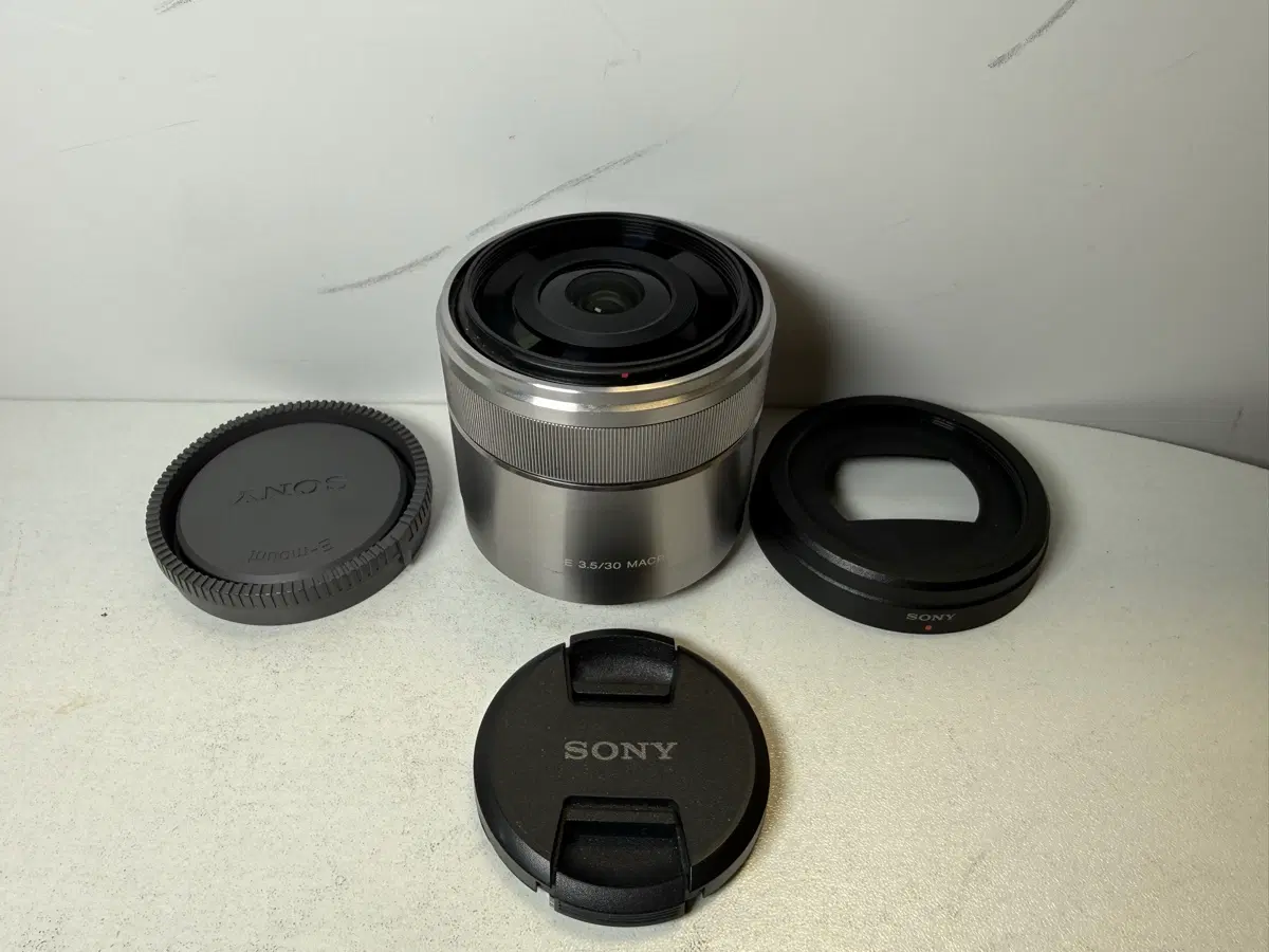 민트급 소니 sel30m35 매크로 렌즈 접사 마크로 30mm f3.5