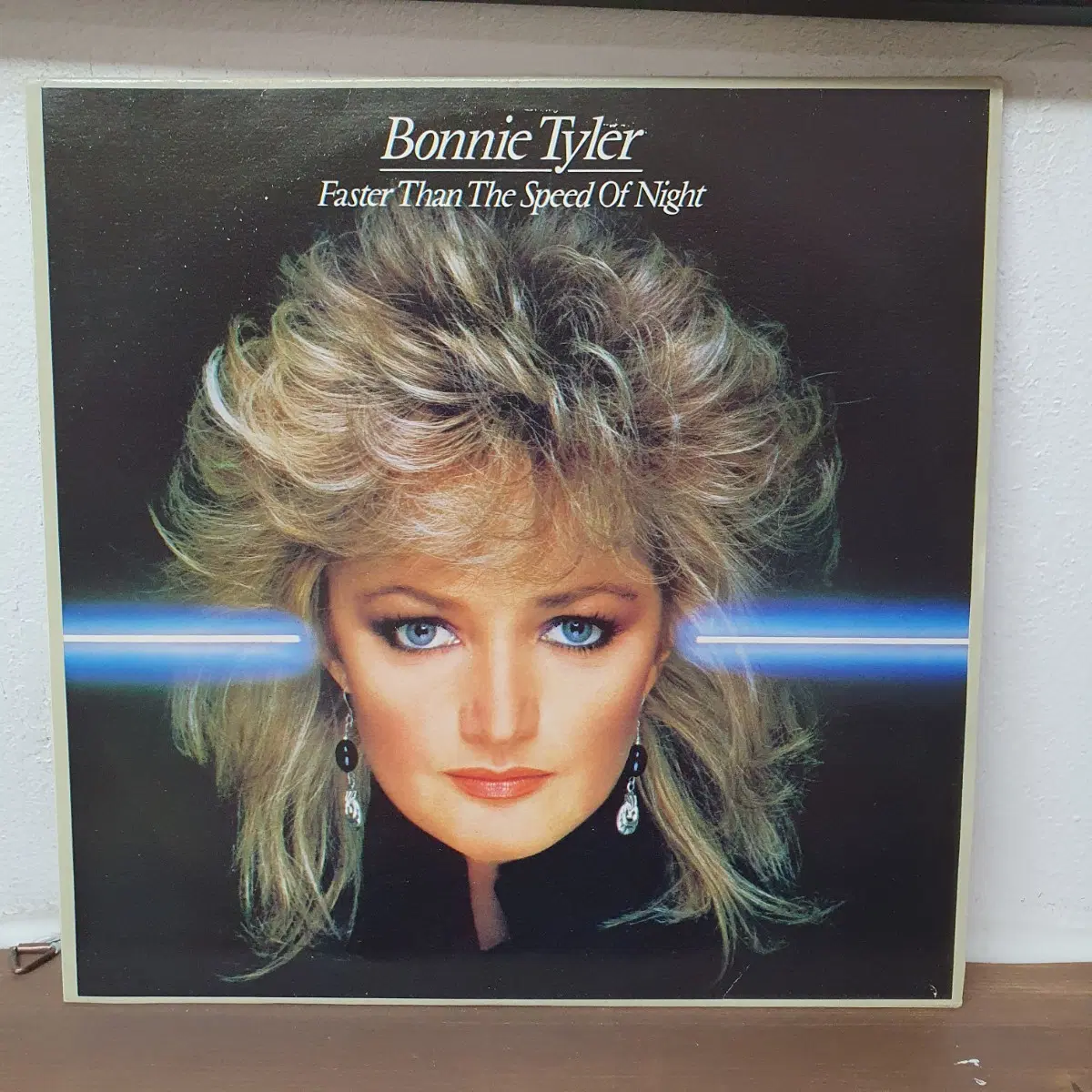 보니타일러 LP 1983 TOTAL ECLIPSE OF THE HEART