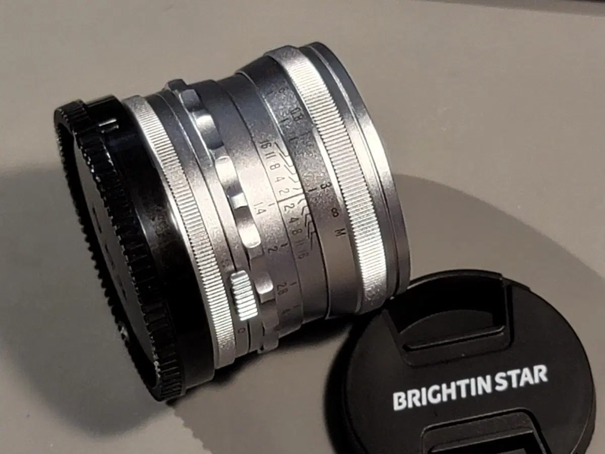 brightin star 35mm f1.4 소니 풀프레임 렌즈
