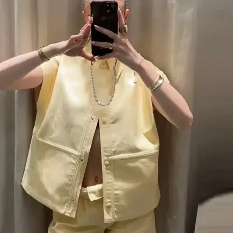 ZARA 옐로우 데님 베스트 자켓 66