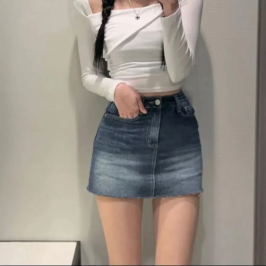 미니포에 데님 스커트