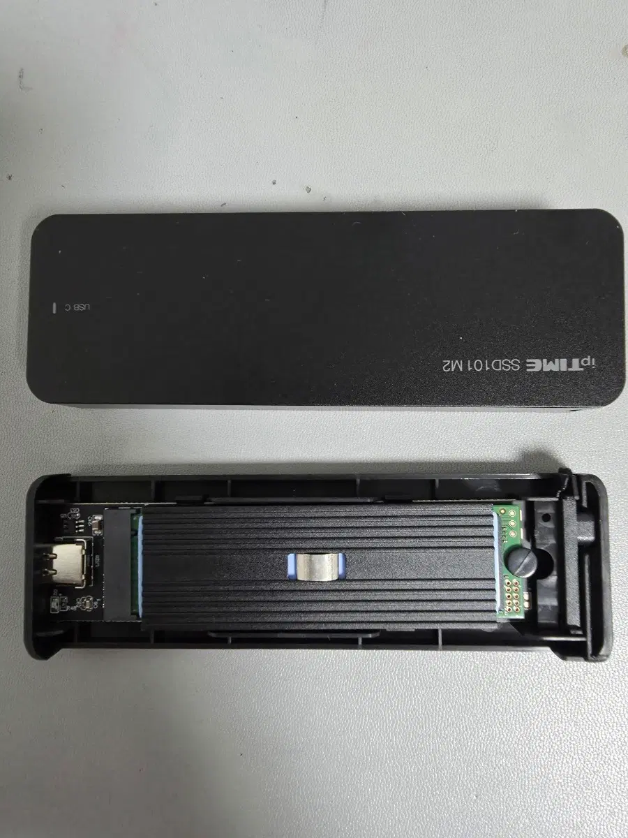 하이닉스 NVMe SSD 256GB+ipTIME SSD101 M.2 외장 케이스 c타입