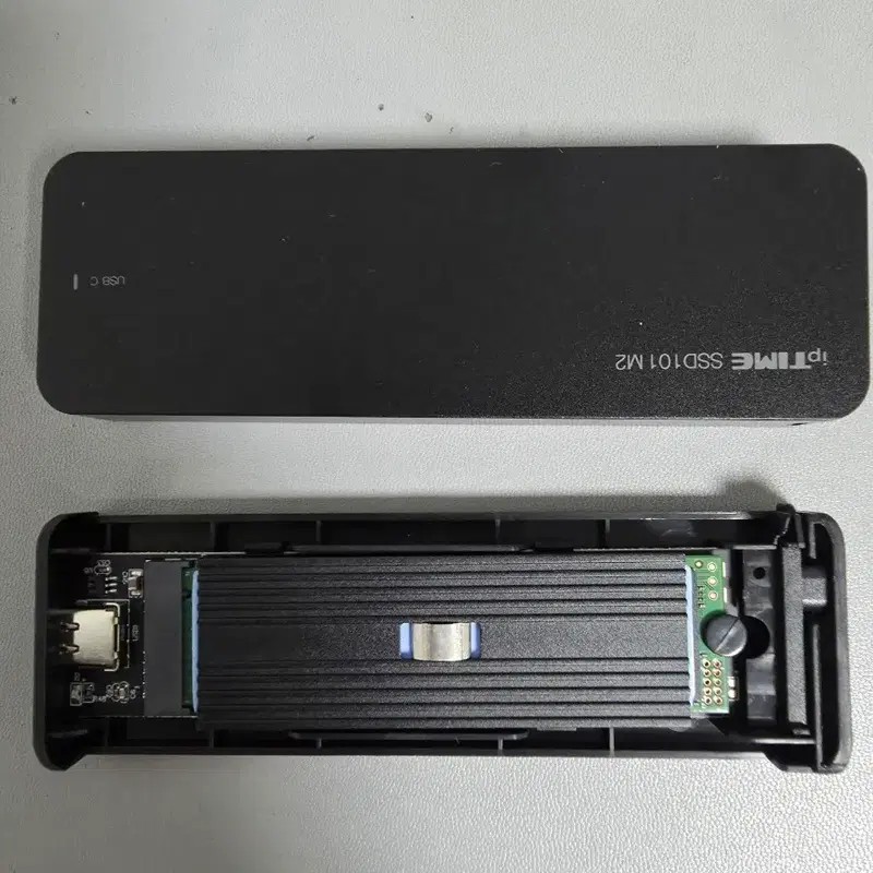 하이닉스 NVMe SSD 256GB+ipTIME SSD101 M.2 외장 케이스 c타입