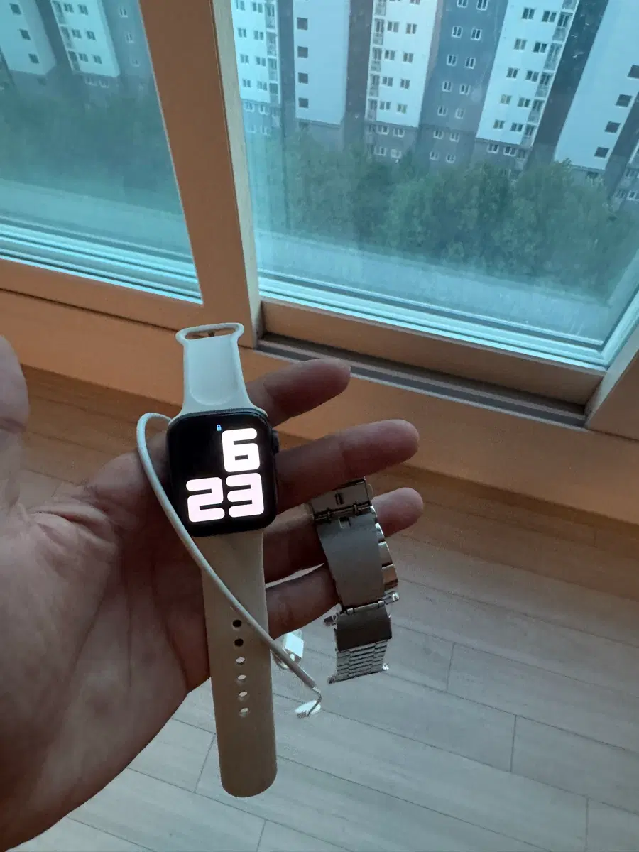 정품 애플워치 se 1세대 판매합니다