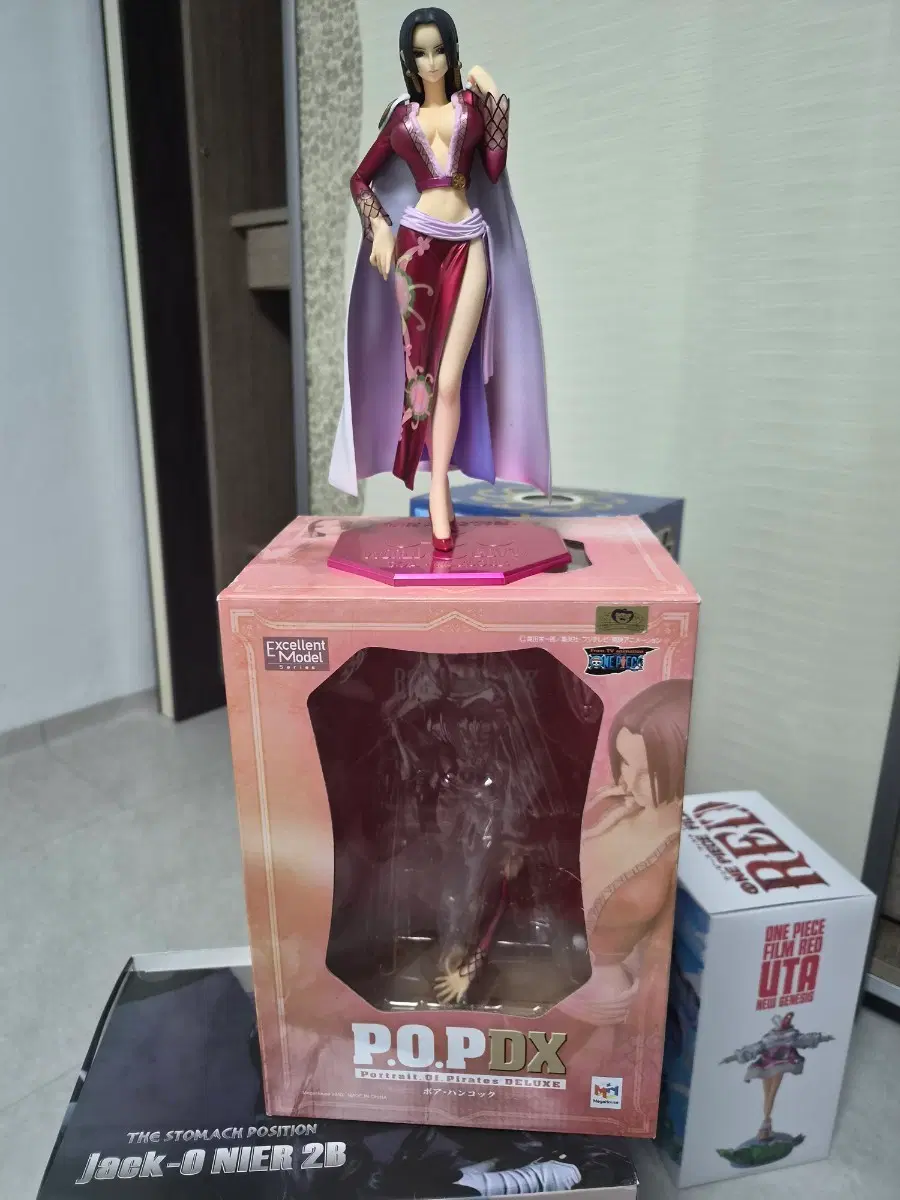 원피스 P.O.P DX 보아핸콕 피규어