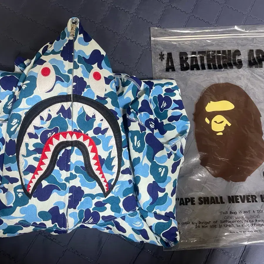 Abc베이프 후드집업 새상품 M