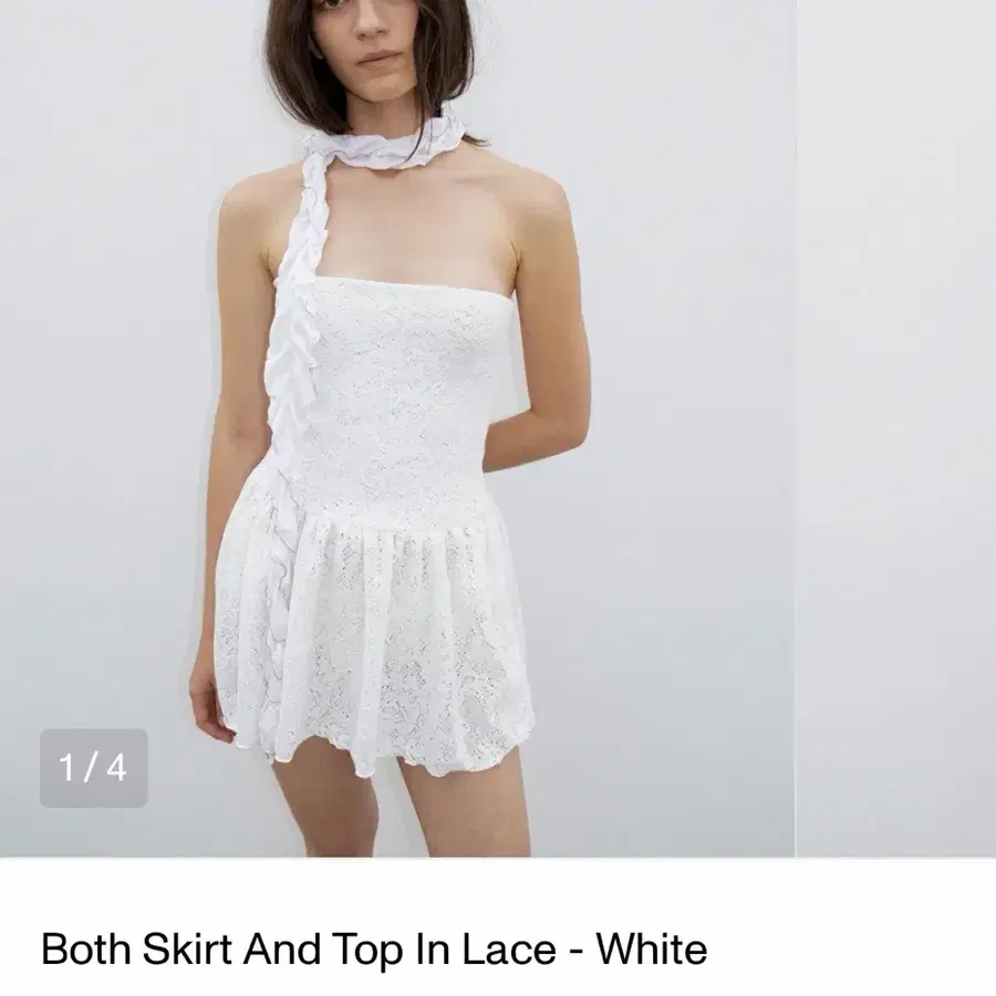 폴리수엠 레이스 탑 & 스커트 (BOTH SKIRT AND TOP IN LACE)