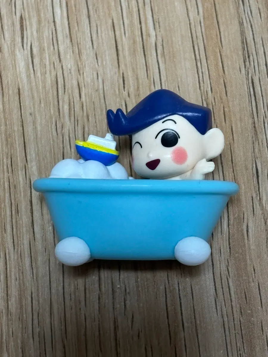짱구 철수 목욕 가챠