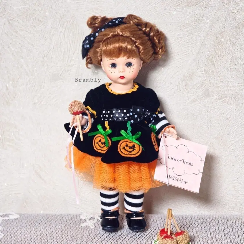 Madame Alexander Doll 마담 알렉산더 빈티지돌 8인치 인형 소품 장식 할로윈 수집 인테리어 오브제 호박 펌킨