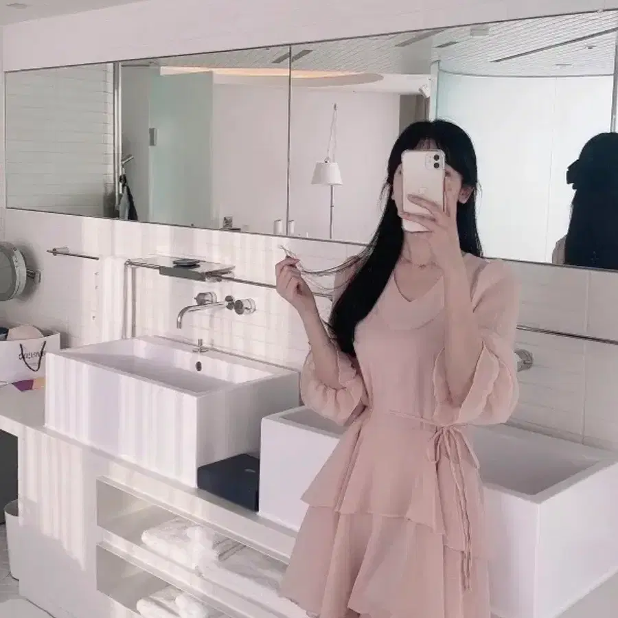 에이블리 체리미 여신강림 캉캉 프릴 쉬폰 미니원피스