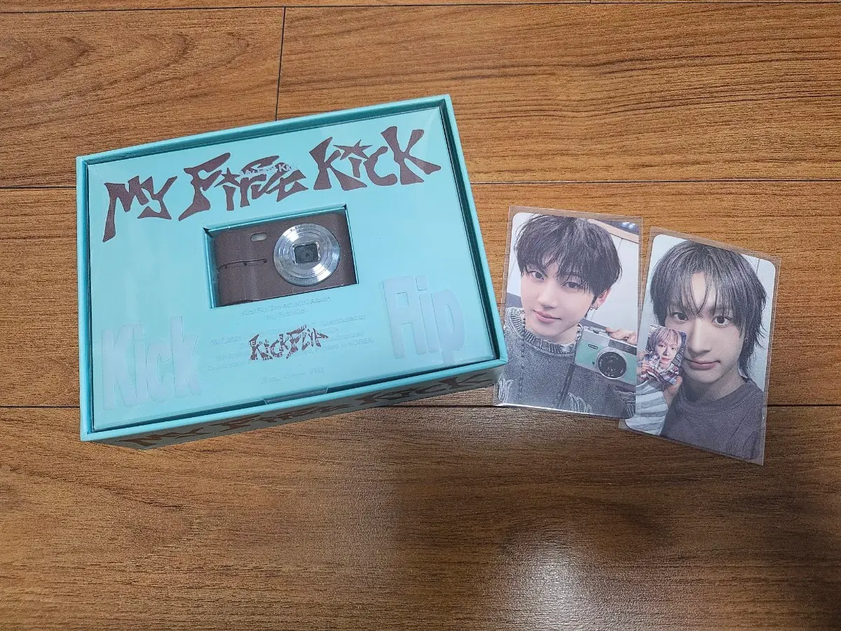 !!제발사주세요!! 킥플립 4집 눈거싶디지털 카메라