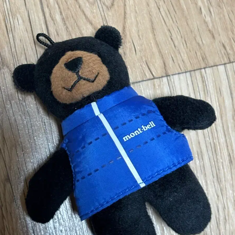 몽벨 몬타베어 곰돌이 패딩 인형 키링 블루