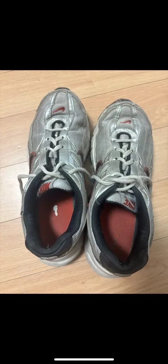 NIKE 신발