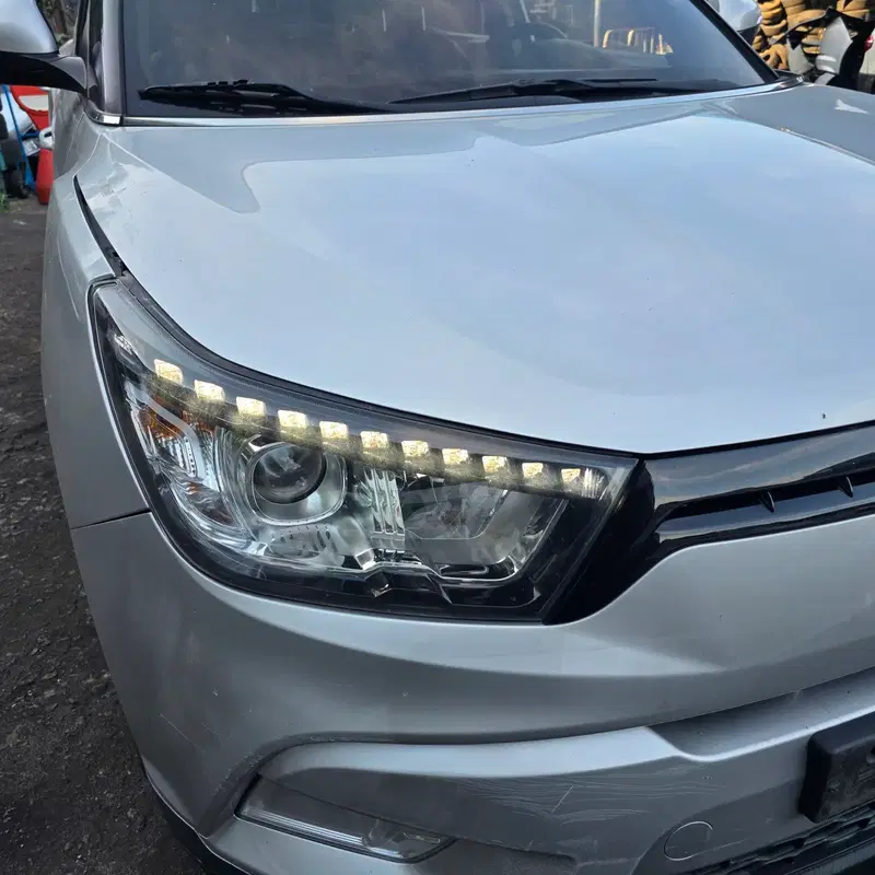 티볼리 순정 중고 LED DRL 일반 헤드라이트 헤드램프 전조등 조수석 (상태 A급)