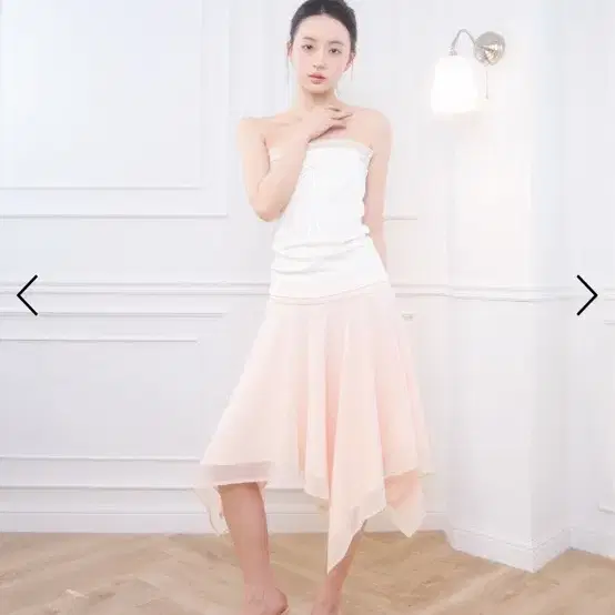 벨리아르 Lace Corset Top 아이보리